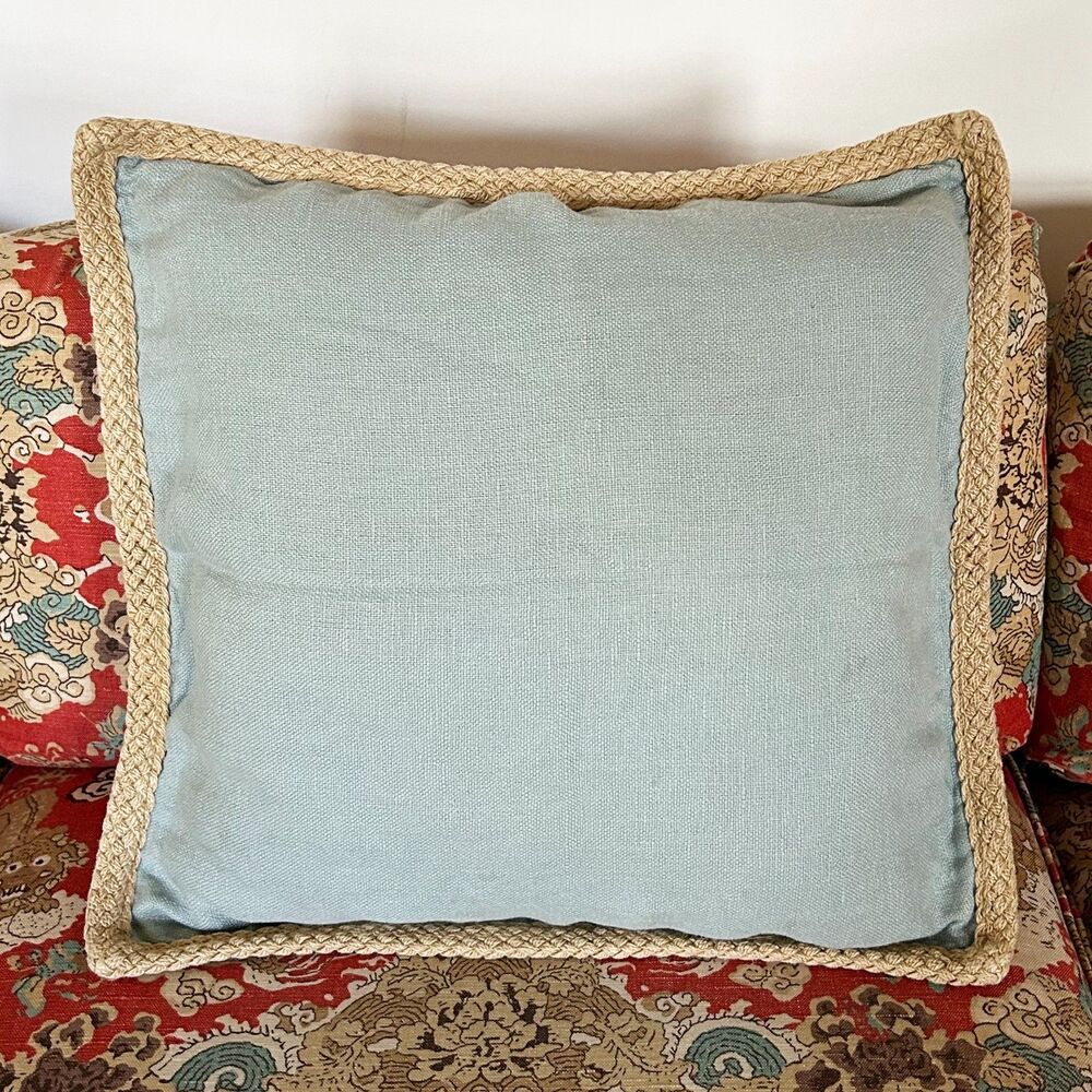 Pottery Barn Light Blue Linen Braided Jute Trim Pillow Cover Zip Closure 20 x 20 - Picture 2 of 7